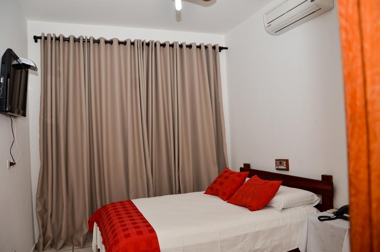 Pousada Victor Ribeirao Claro Exterior photo